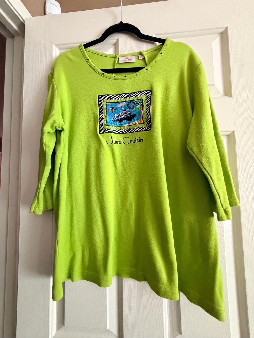 Quacker Factory Lime Green Embroidered 'Just Cruisin' Top